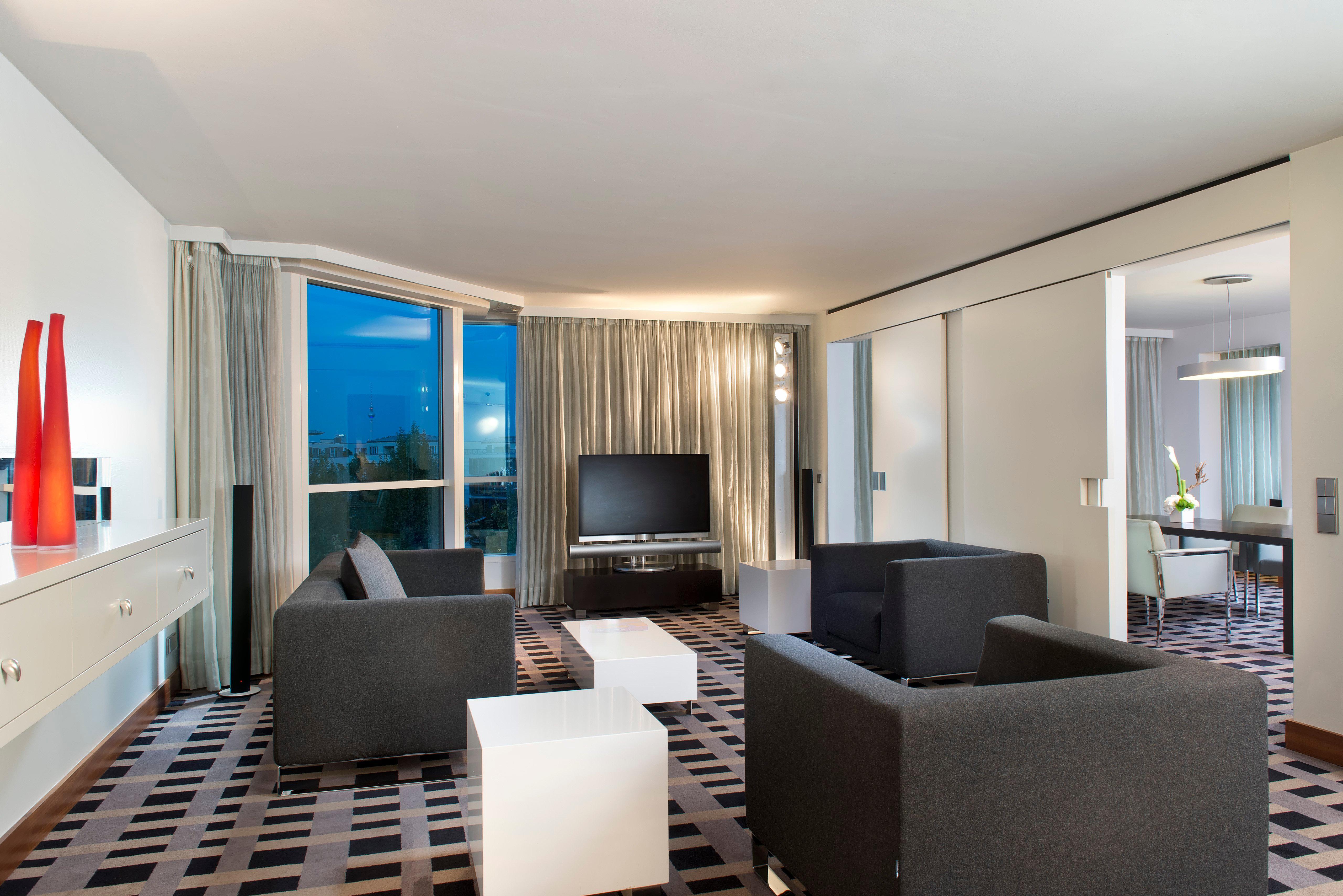 Hotel Intercontinental Berlin By Ihg Esterno foto Suite at the Hotel
