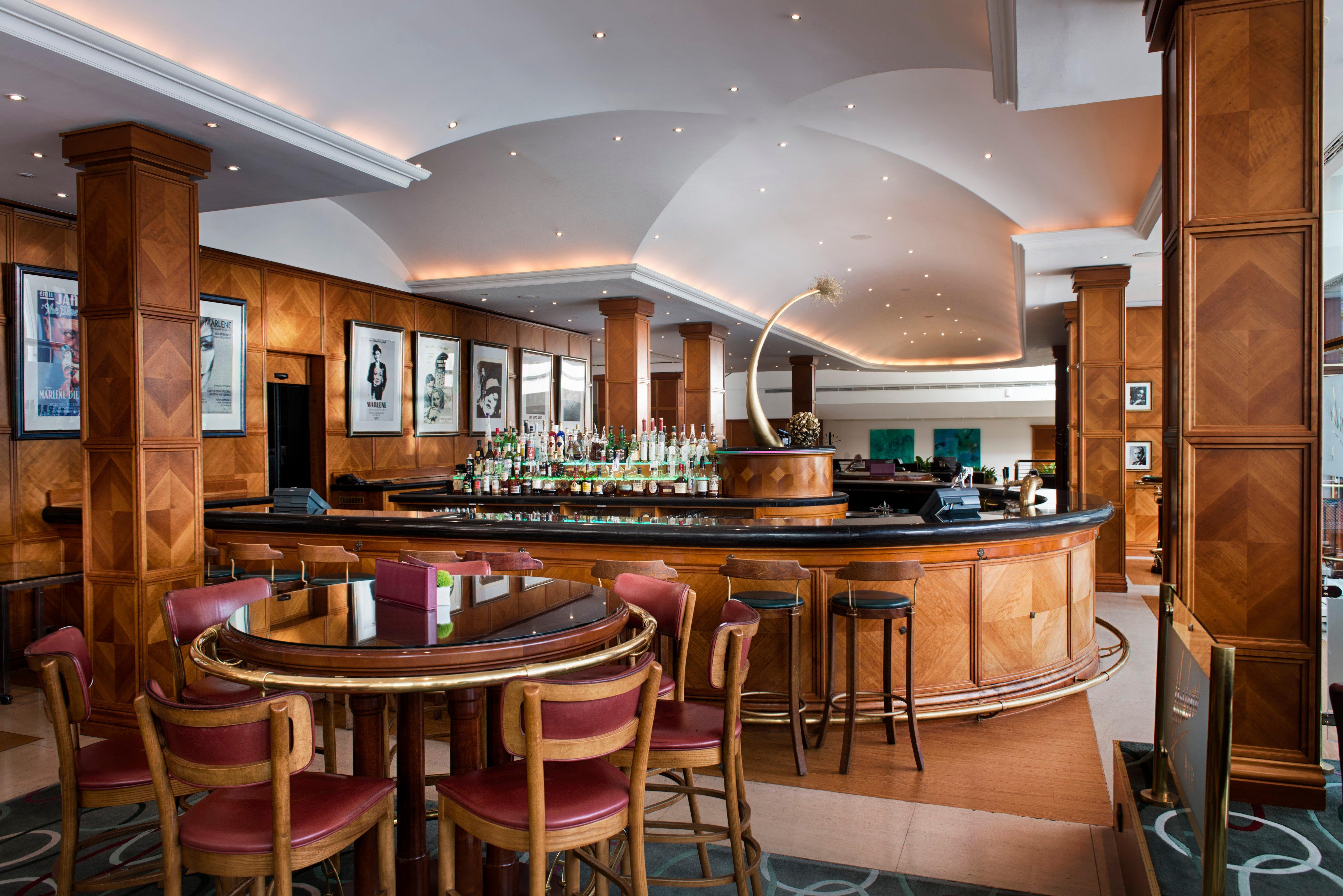 Hotel Intercontinental Berlin By Ihg Esterno foto The bar at the InterContinental London