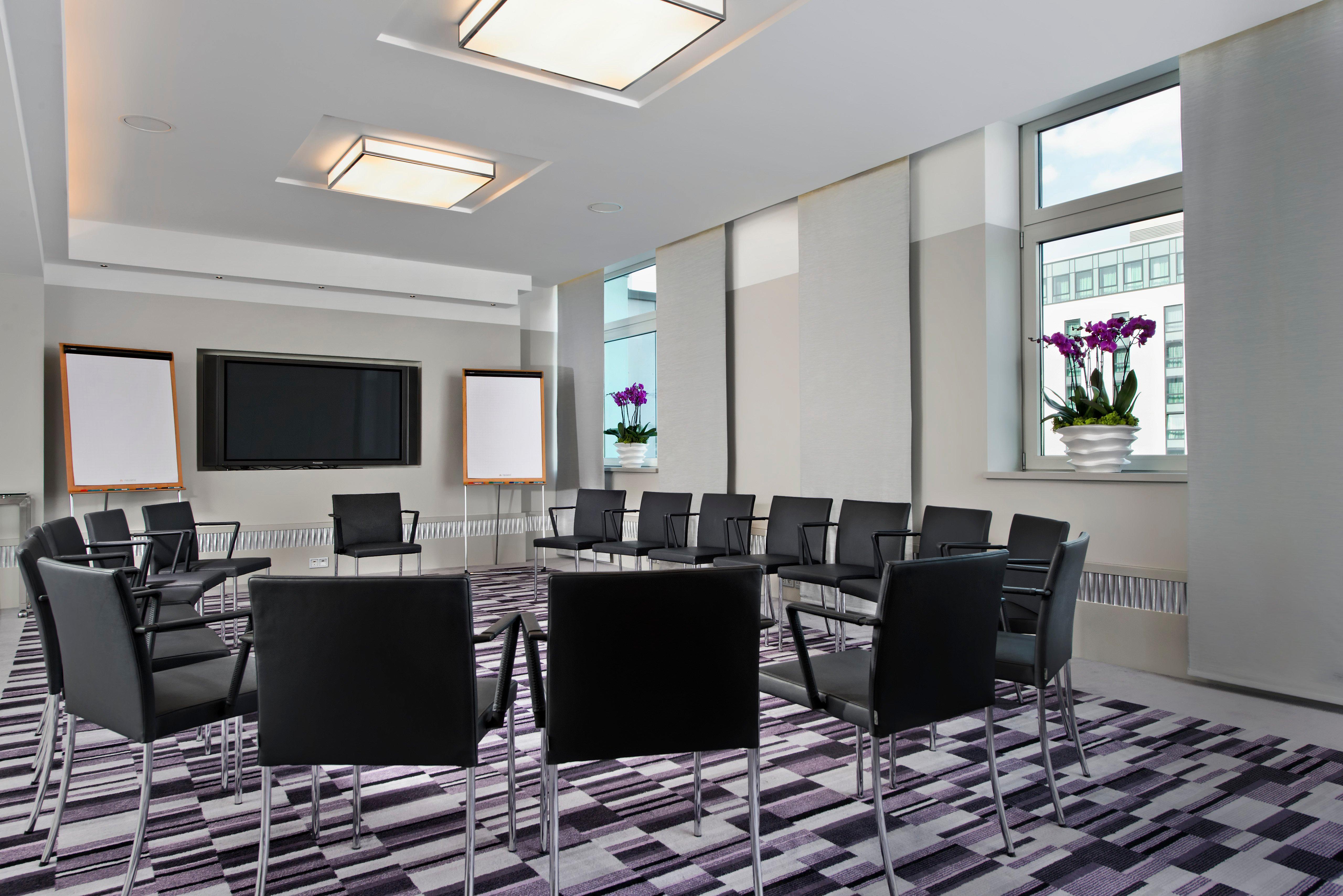 Hotel Intercontinental Berlin By Ihg Esterno foto Meeting room