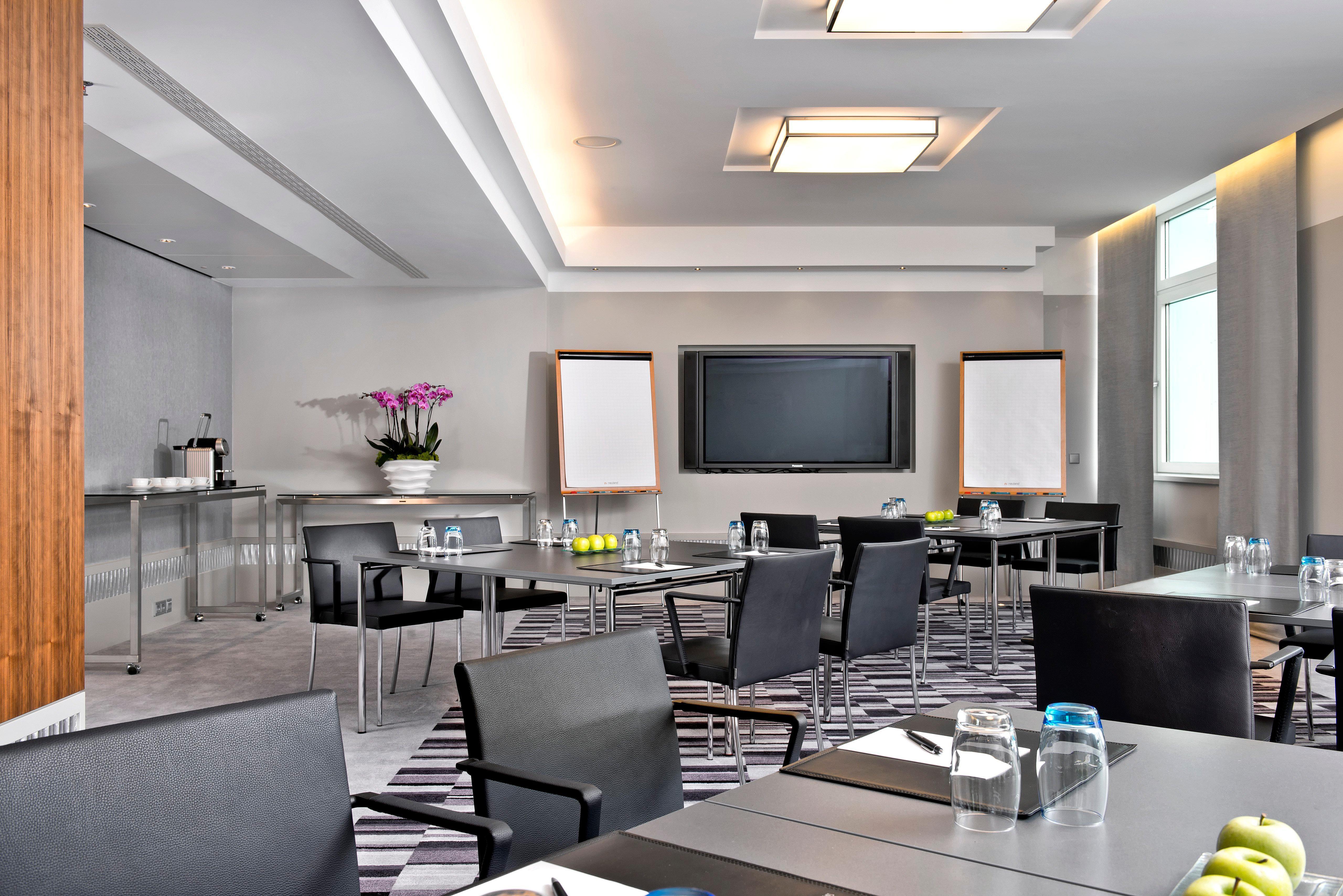Hotel Intercontinental Berlin By Ihg Esterno foto Meeting room