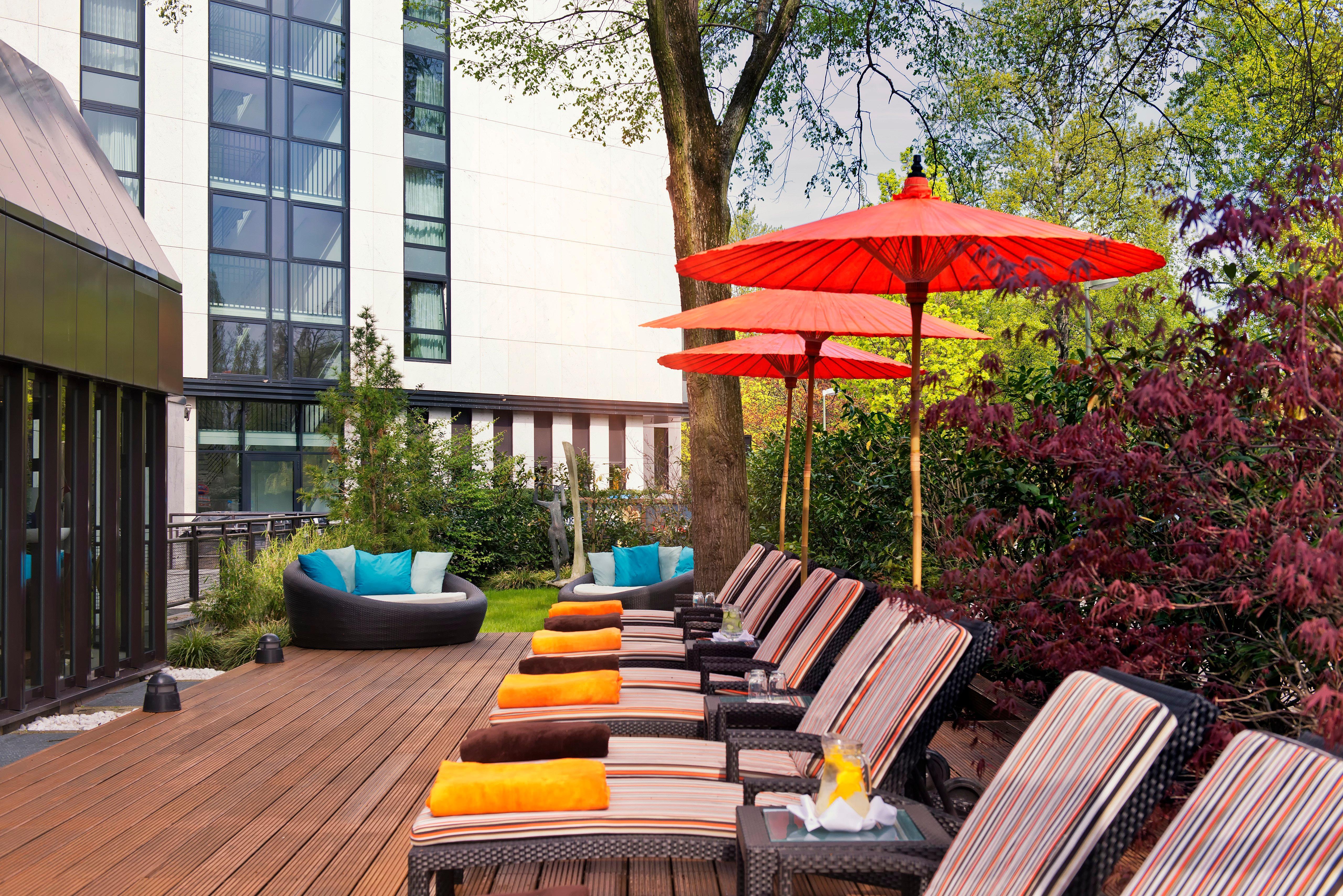 Hotel Intercontinental Berlin By Ihg Esterno foto The pool at the W London