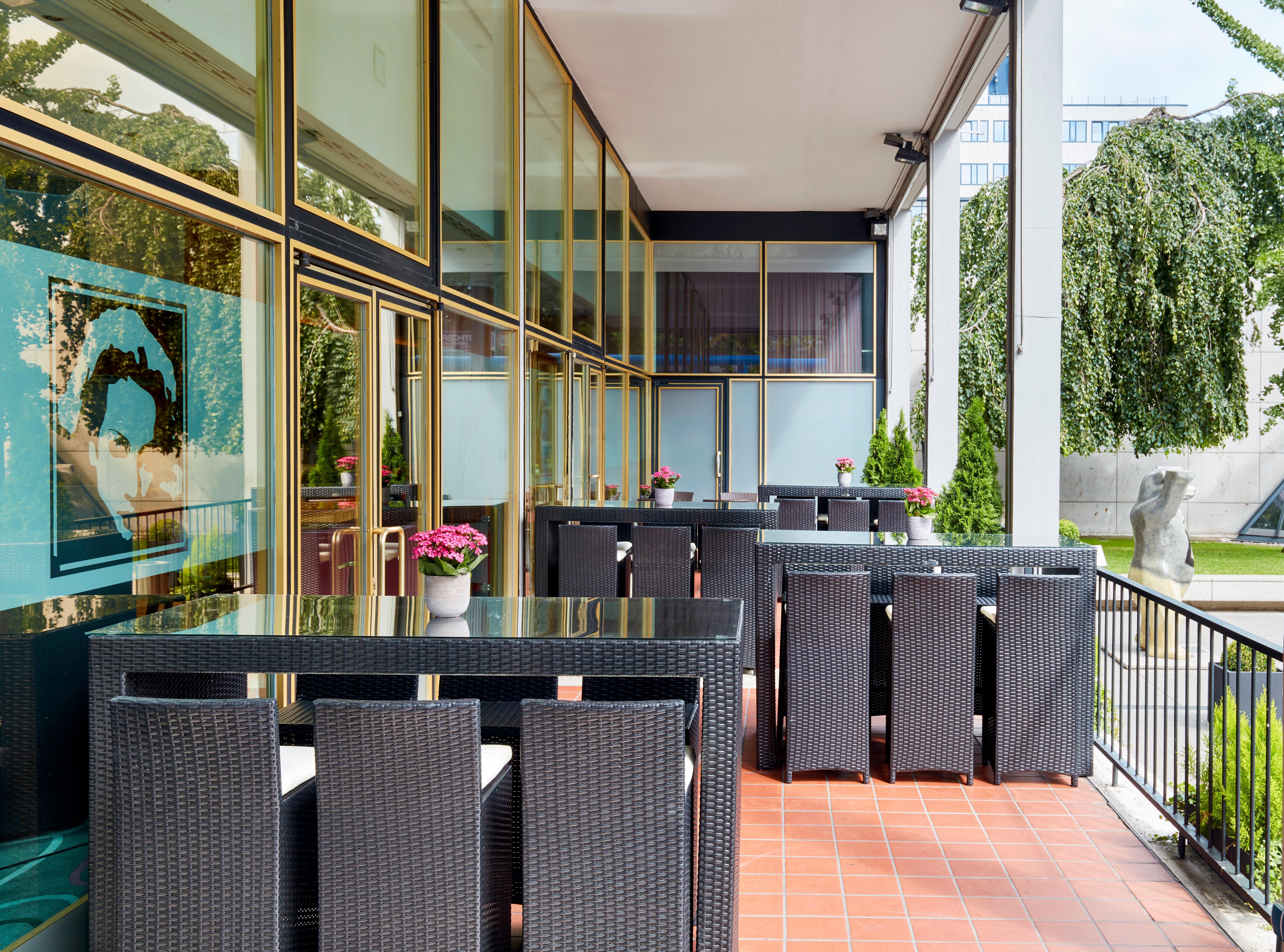 Hotel Intercontinental Berlin By Ihg Esterno foto The Terrace