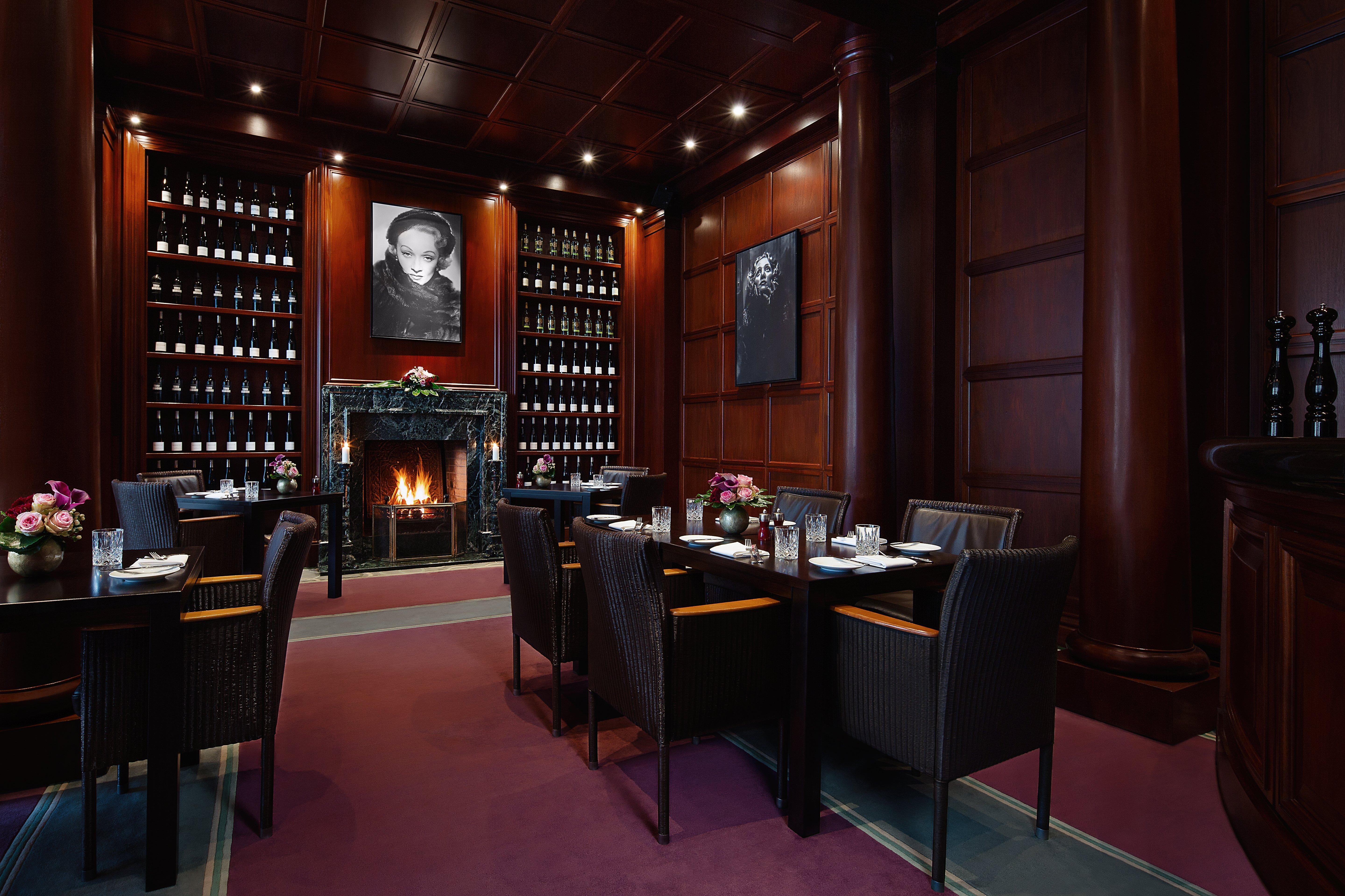 Hotel Intercontinental Berlin By Ihg Esterno foto The restaurant's interior