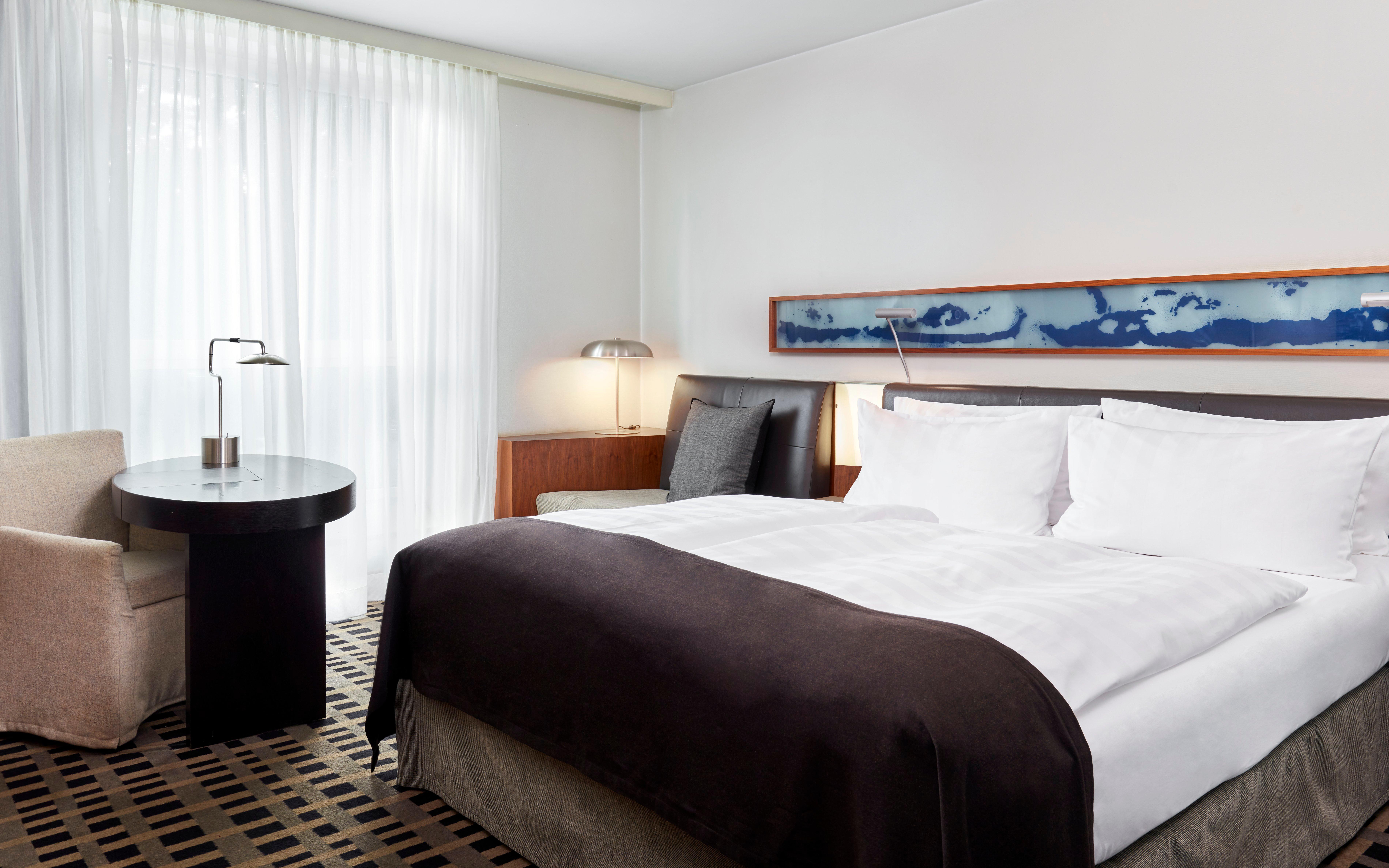 Hotel Intercontinental Berlin By Ihg Esterno foto A guest room at the Hotel