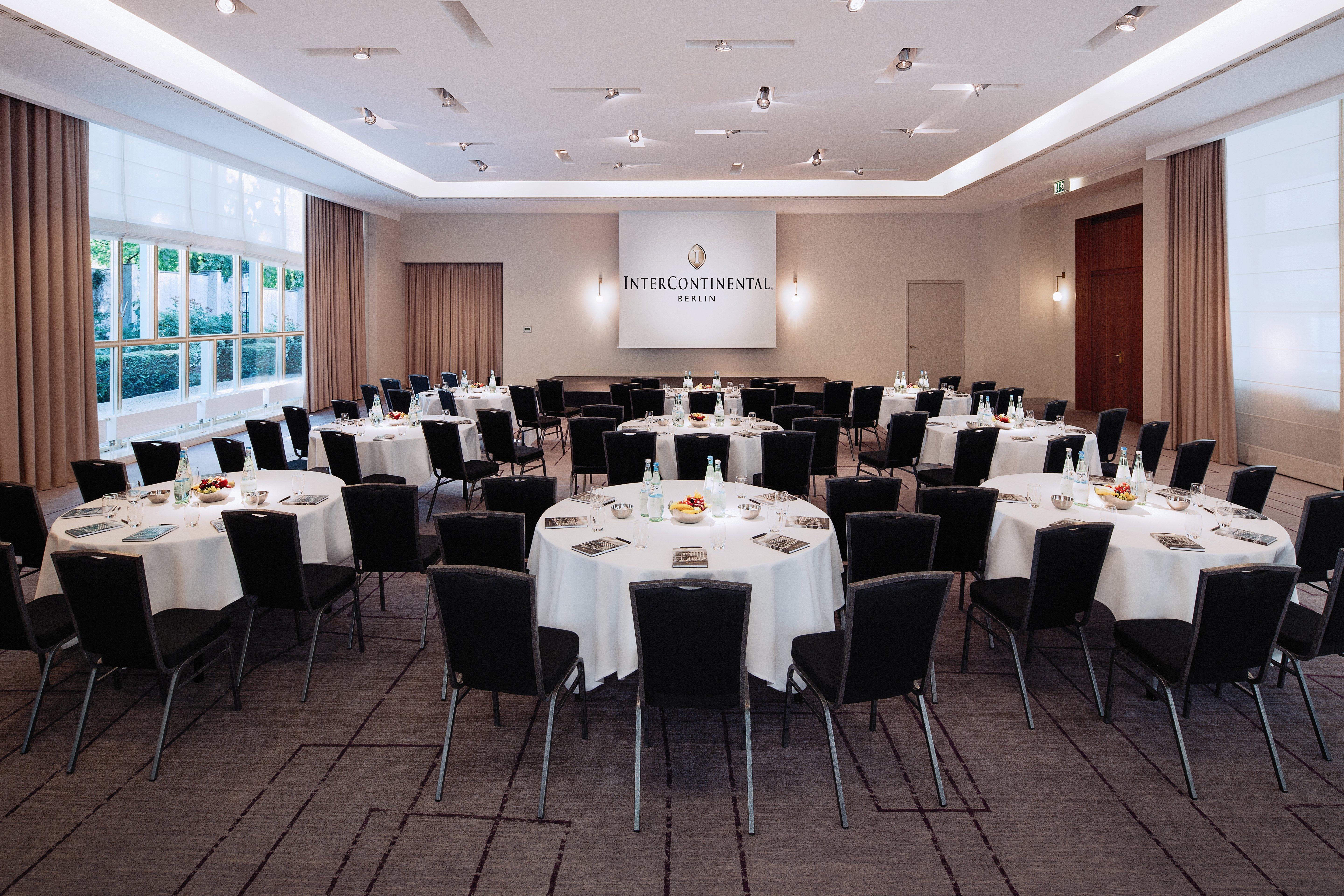 Hotel Intercontinental Berlin By Ihg Esterno foto Meeting room