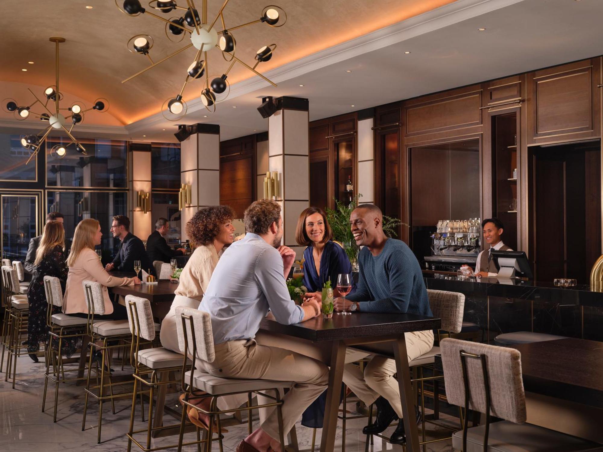 Hotel Intercontinental Berlin By Ihg Esterno foto The Bar